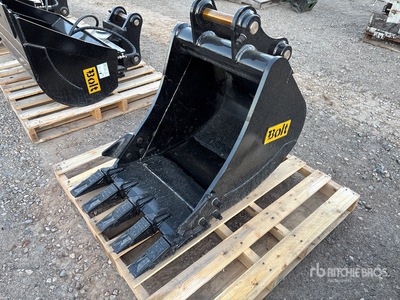 Bolt 24 in Q/C Digging Excavator Bucket (Unused)