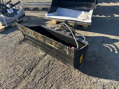 Bolt 45 in Hydraulic Tilting Excavator Bucket (Unused)