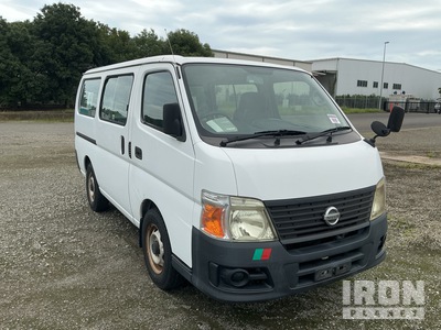 2010 年 Nissan CARAVAN Automobile
