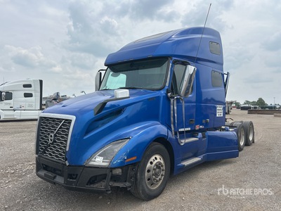 2020 Volvo VNL 6x4 3- Achs Sattelzugmaschine mit Schlafkabine