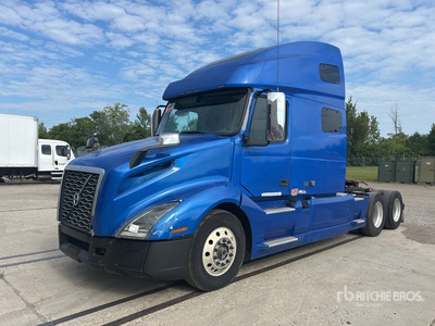 2020 Volvo VNL 6x4 Sleeper Truck Tractor