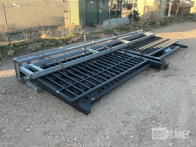 (3) Suihe 20' Metal Driveway Gates