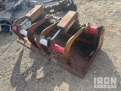 2016 Bobcat GRPL72 72 in Q/C Skid Steer Grapple Bucket