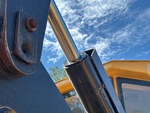 Hydraulics with Bucket Cylinder