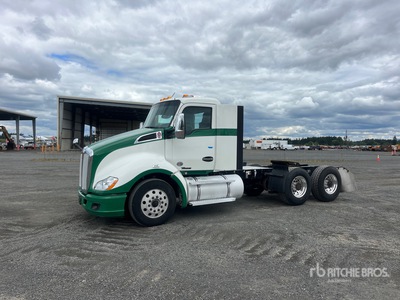2020 Kenworth T680 6x4 T/A Day Cab Truck Tractor
