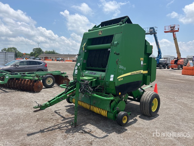 2009 John Deere 854N Round Baler | Ritchie Bros. Auctioneers