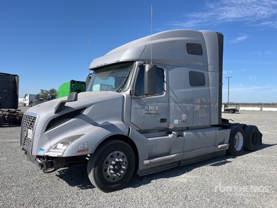 2024 Volvo VNL760 6x4 Cabeza Tractora Cabina Dormitorio