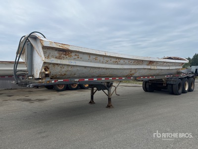 2004 Smithco 33 ft Tri/A Side Dump Trailer
