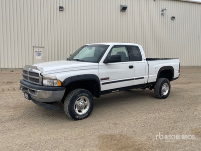 2001 Dodge Ram 2500 Laramie SLT 4x4 Extended Cab Pickup