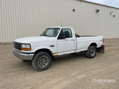 1996 Ford F-250 XL 4x4 Pickup