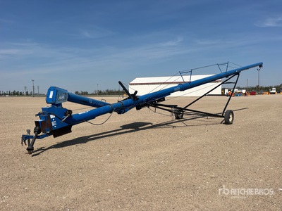 Brandt 1060 10 in x 60 ft Swing Swing-Away Transfer Grain Auger