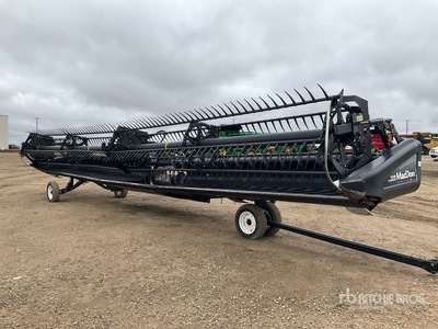 MacDon FD70 40 ft Flex Draper Combine Header