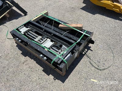2025 LYALS LYHF1/2 48 in Skid Steer Forks (Unused)