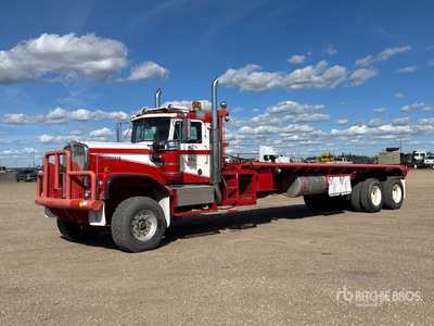 1974 Kenworth W924 6x4 ベッドトラック
