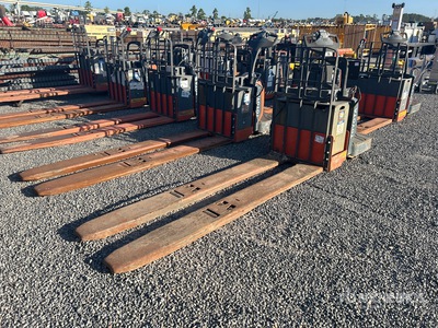 2020 Toyota 8HBE30 6000 lb Electric Pallet Jack (Inoperable)