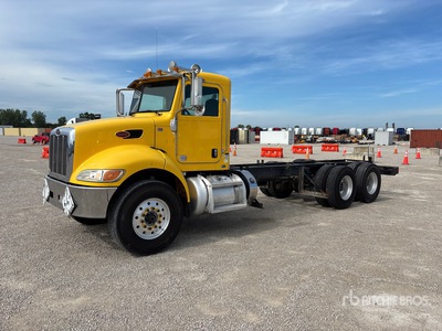 2012 Peterbilt 348 6x4 الكابينة والهيكل