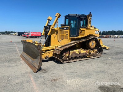 2011 Cat D6T XW ブルドーザー