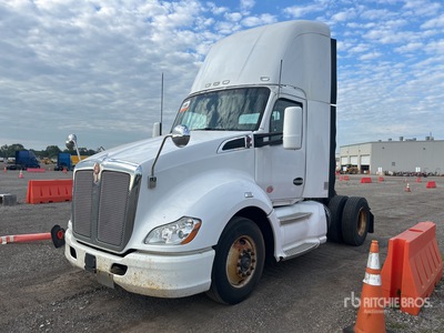 2014 Kenworth T680 4x2 Cabina per trattore stradale 2 assi