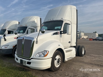 2014 Kenworth T680 4x2 Tracteur Routier