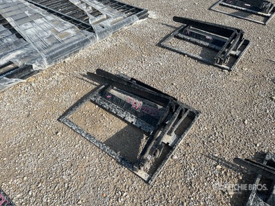 2025 GIYI 29 in Mini Skid Steer Forks (Unused)