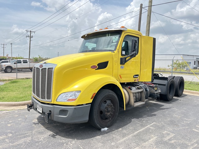 2021 Peterbilt 579 6x4 T/A Day Cab Truck Tractor (Inoperable)