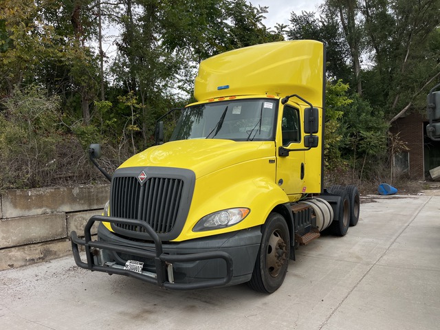 2020 International RH613 6x4 T/A Day Cab Truck Tractor (Inoperable)