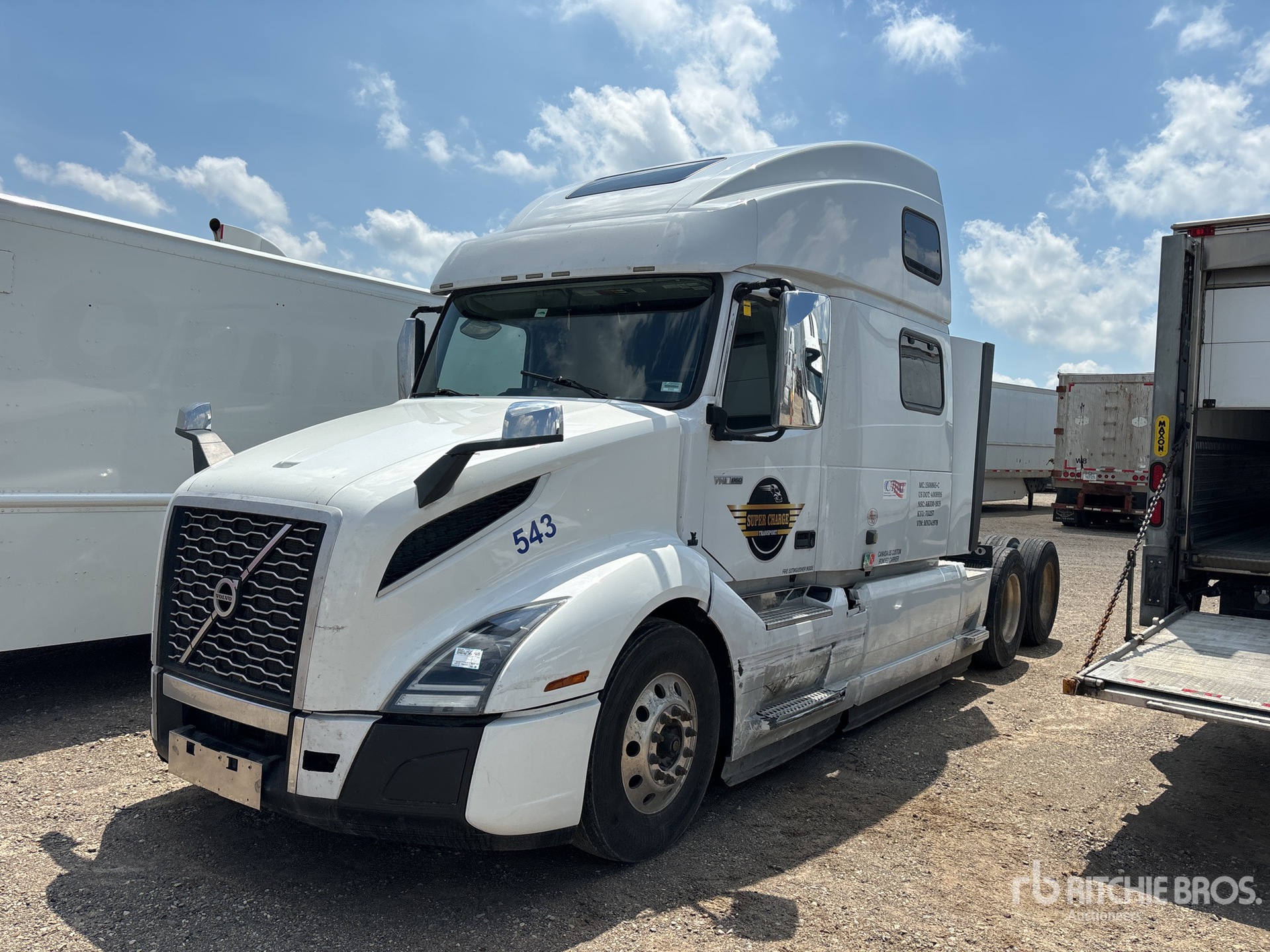 2021 Volvo VNL860 6x4 T/A Sleeper Truck Tractor (Inoperable)