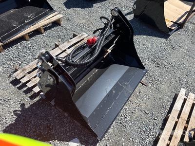 2025 GIYI GY-XKH39F 39 in Mini Skid Steer Bucket (Unused)