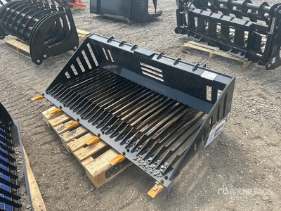 2025 GIYI GY-RB66C 66 in Skeleton Skid Steer Bucket (Unused)