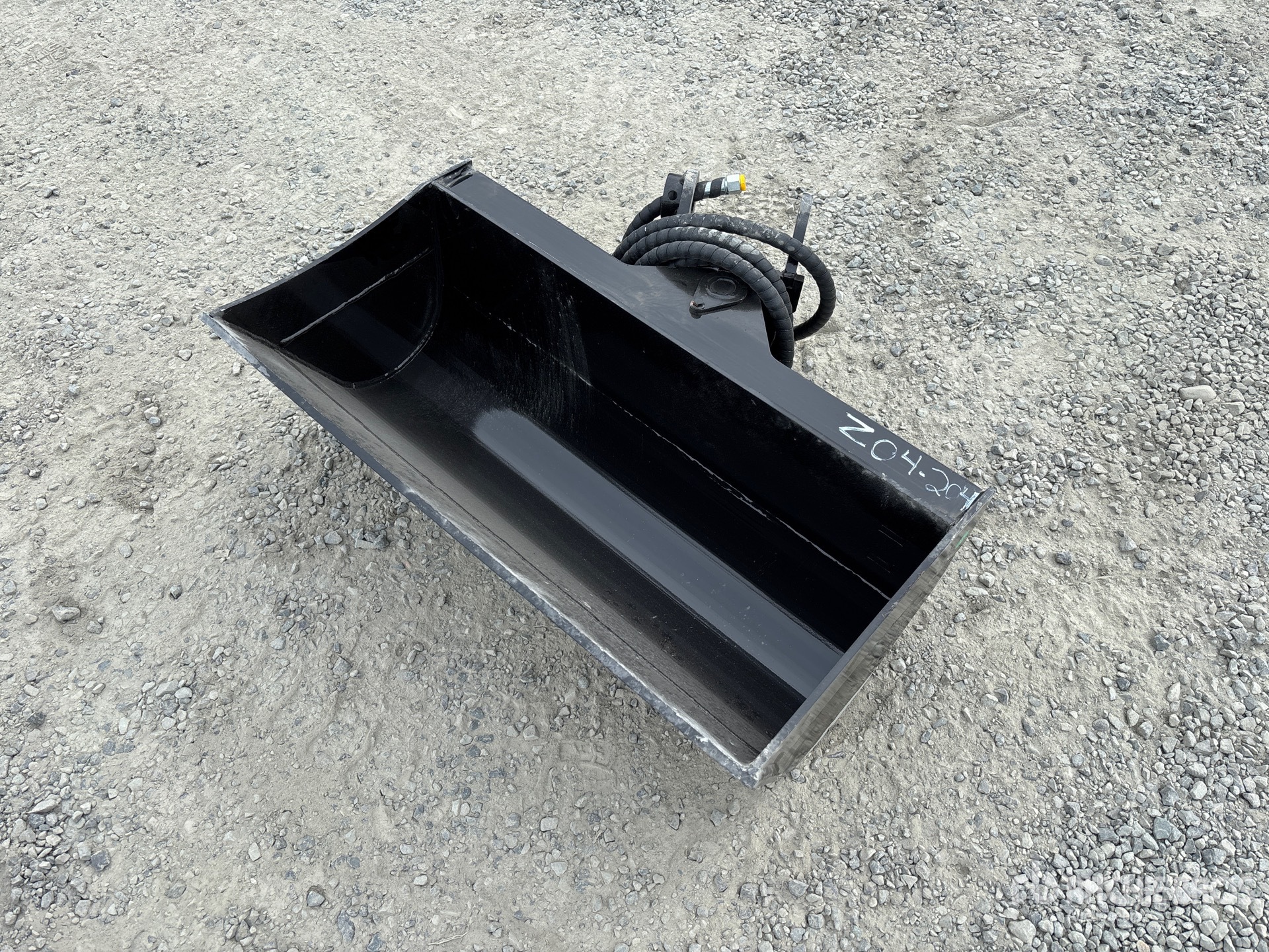 2025 GIYI GY-D3T 32 in Hydraulic Tilting Cazo para excavadora (Unused)