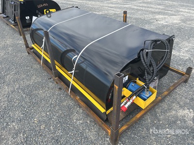 2025 GIYI GY-BS72 1830 mm Skid Steer Sweeper (Unused)