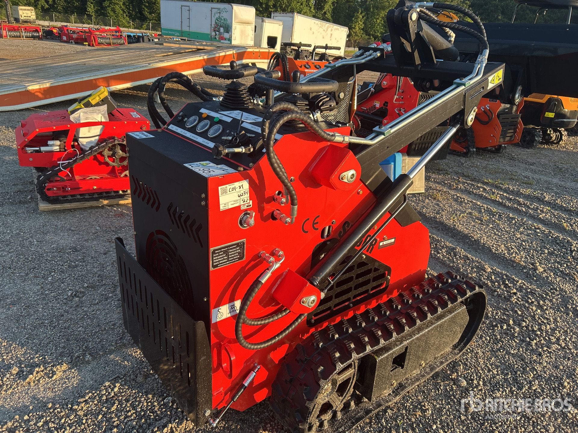 2025 SDLOOL SL380R Compact Track Loader (Unused)