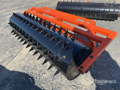 GIYI GY-DLA59 1500 mm Skid Steer Lawn Aerator Divers - Accessoires pour chargeuse à différentiel (Unused)