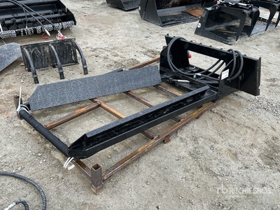 2025 GIYI GY-HCF57 57 in Horizontal Clamp Fork (Unused)
