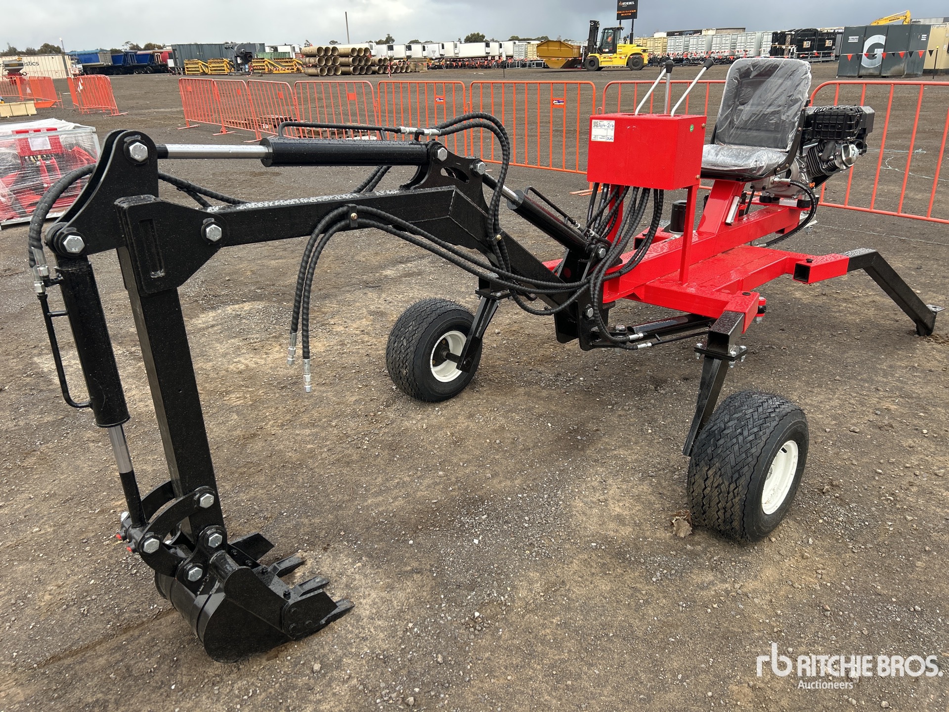 2025 VICSEC VC800 Tow-Behind Spider Mini Excavator (Unused)
