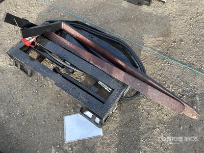 2025 GIYI SF60 1500 mm Skid Steer Forks (Unused)