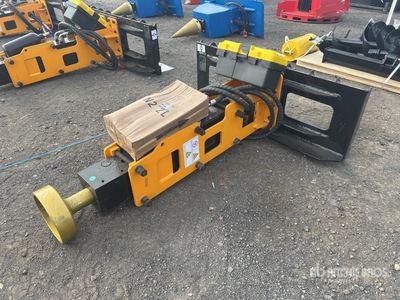 2025 GIYI D680 スキッドステア付属部品 (Unused)