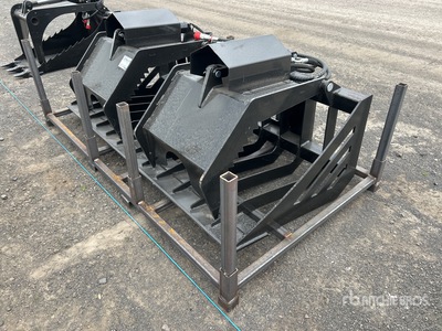 2025 GIYI GY X-HWG72C 1800 mm Skid Steer Grapple (Unused)