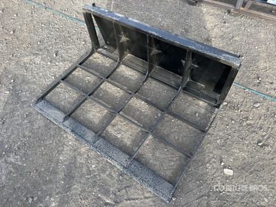2025 GIYI GY-GD47 1200 mm Skid Steer Landplane (Unused)