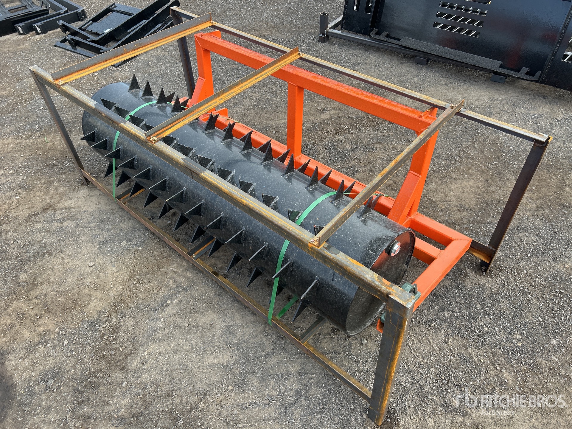 2025 GIYI GY-DLA59 1500 mm Skid Steer Lawn Aerator (Unused)