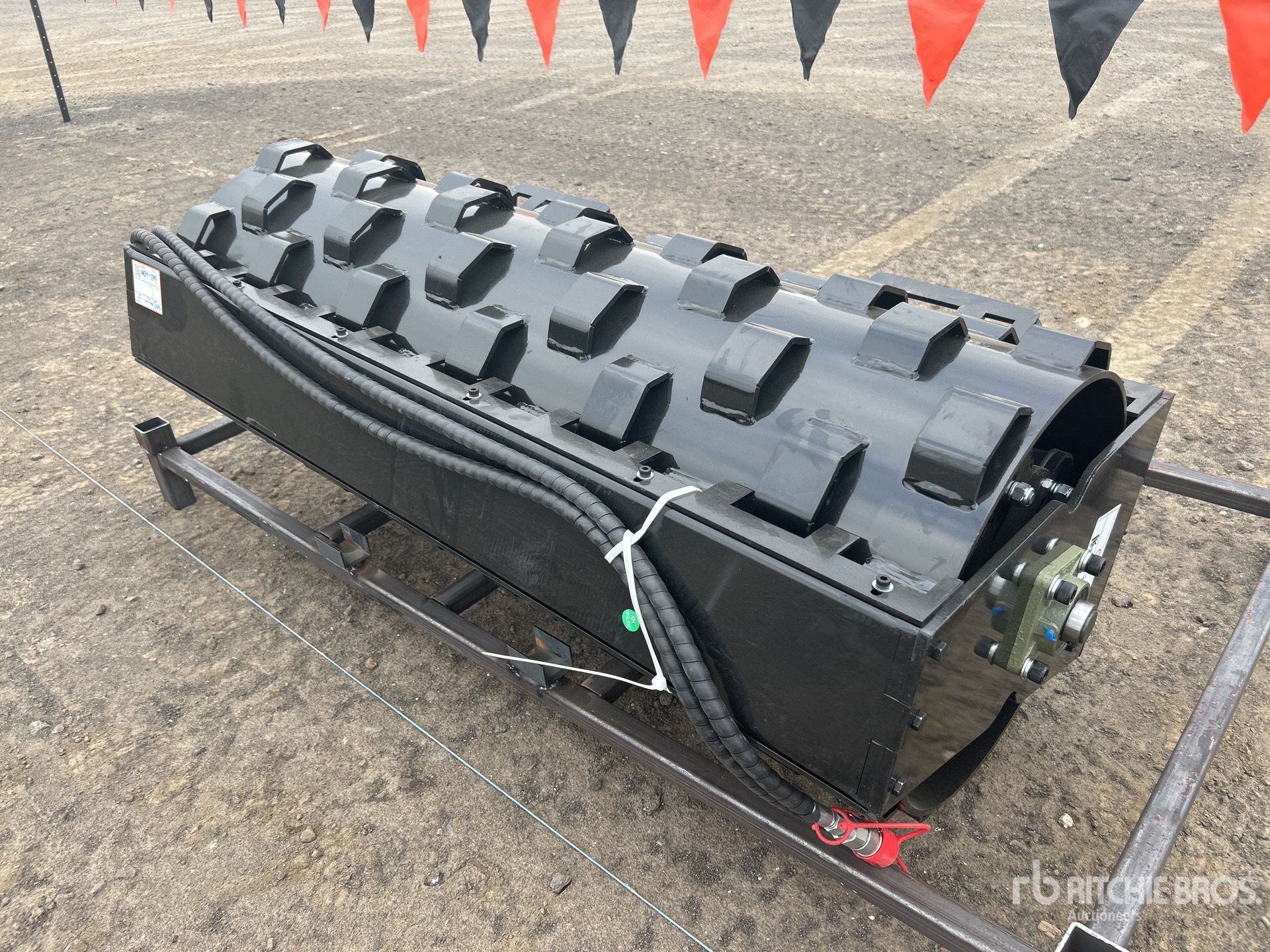2025 GIYI GY-CW59 1500 mm Padfoot Skid Steer Vibratory Roller (Unused)