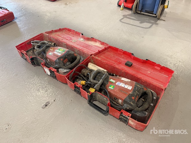 2 Interruttori Automatici Eaton BR360 60A 3 Poli – Martello A Tagliera, Nuovi