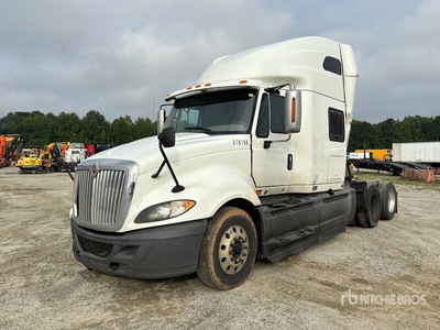 2016 International ProStar+ 122 6x4 T/A Slaapcabine Trekker