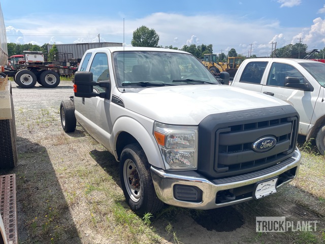 CAMIóN CHASIS 2015 FORD F250