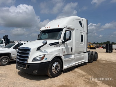 2022 Freightliner Cascadia 126 6x4 Sleeper Truck Tractor