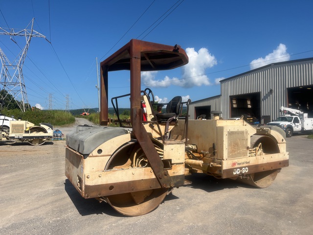 2001 Ingersoll-Rand DD-90