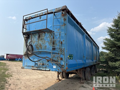 2005 Universal 48 Ft 6/Axle Moving Floor Trailer