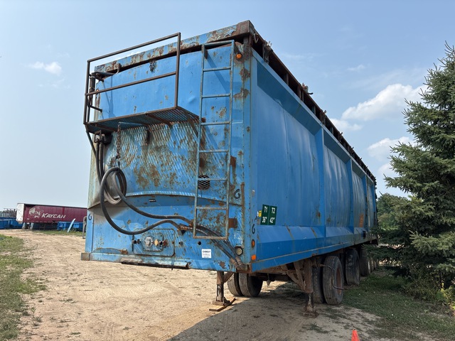 2005 Universal 48 Ft 6/Axle Moving Floor Trailer