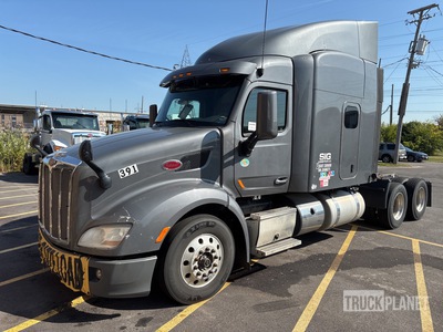 2018 Peterbilt 579 6x4 3- Achs Sattelzugmaschine mit Schlafkabine