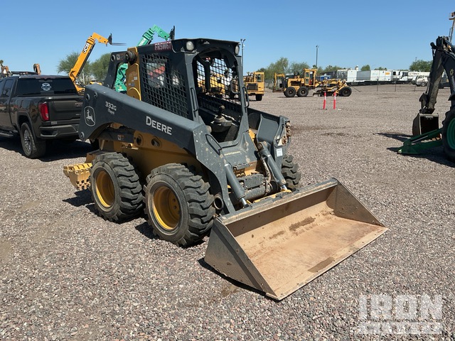 MINI CARGADOR SOBRE RUEDAS 2021 JOHN DEERE 332G